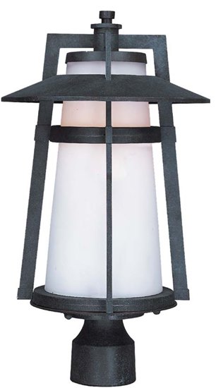 Foto para 26W Calistoga EE 1-Light Outdoor Pole/Post Lantern AE Satin White GU24 