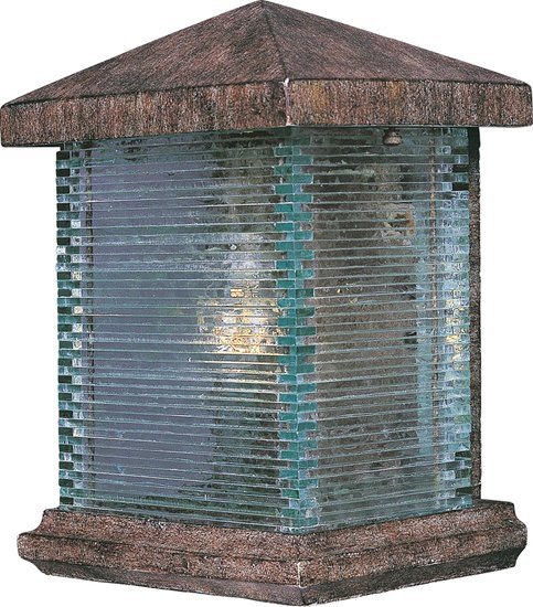 Foto para 60W Triumph VX 1-Light Outdoor Wall Lantern ET Clear Glass MB Incandescent 10"x12.5" 