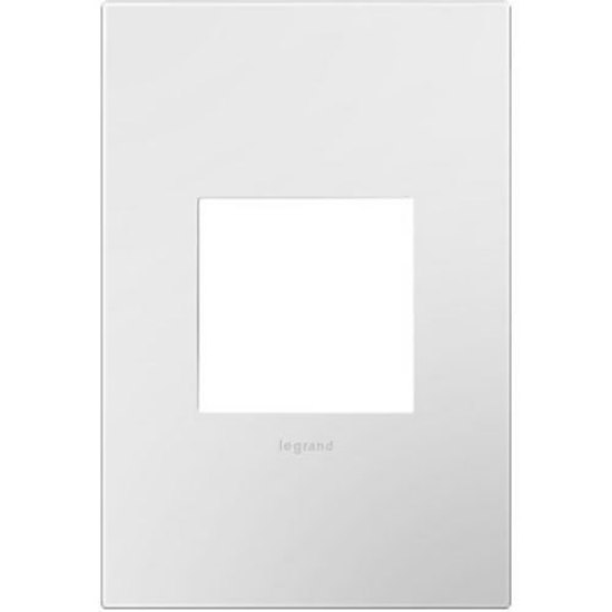 Picture of adorne Plastics Gloss White-on-White 1-Gang Wall Plate